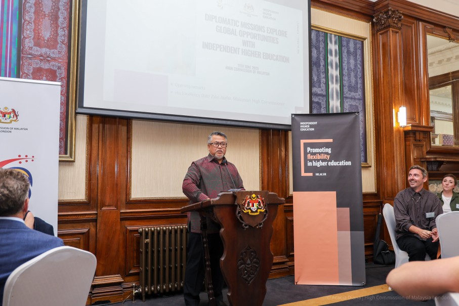 His Excellency Dato' Zakri Jaafar, High Commissioner of Malaysia to the UK
