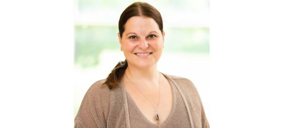 Photo of Sharona smiling to camera