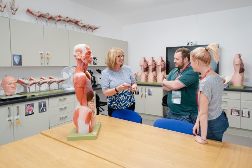 Buckingham medical students in lab